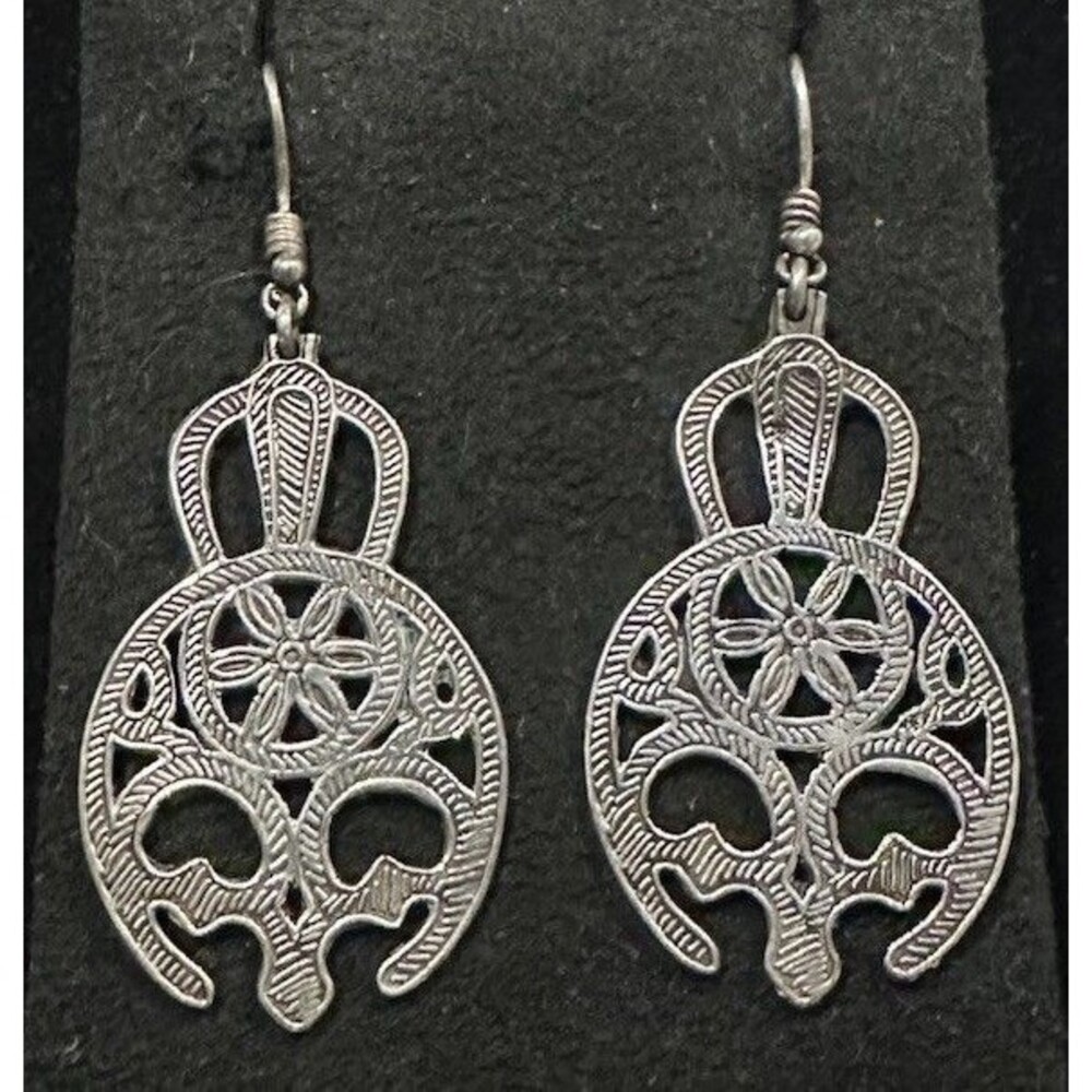 Vintage Primitive Salhat Bedouin Filigree Sterling Silver Ornate Hook Earrings